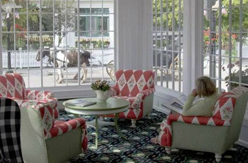 Hotel Iroquois แมคคิแนคไอแลนด์ ภายนอก รูปภาพ